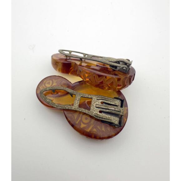Antique Art Deco Carved Bakelite Dress Clips Pair (c. 1930s) - Picture 4 of 4